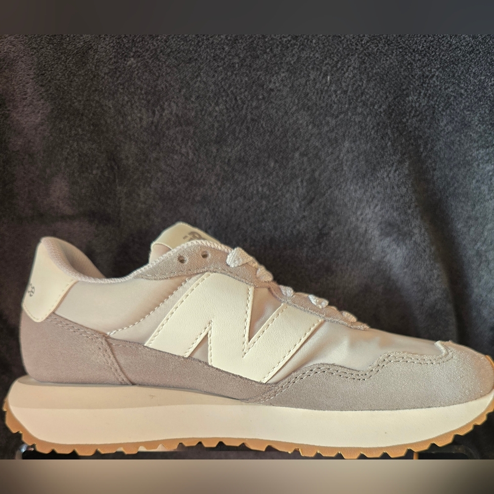 New Balance Classics 237v1 Womens Sneaker - Picture 8 of 11